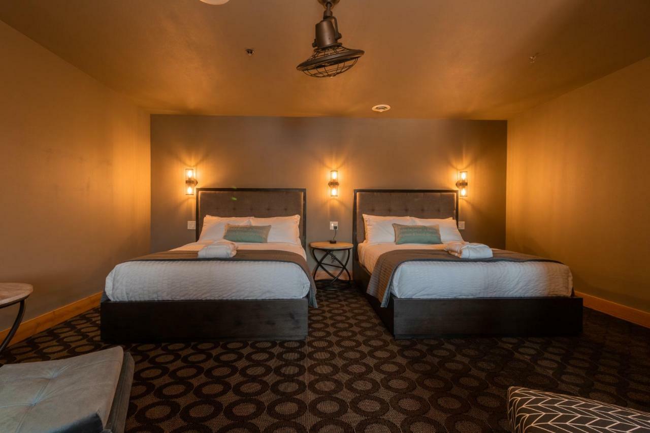 At The Helm Hotel Ilwaco Bilik gambar