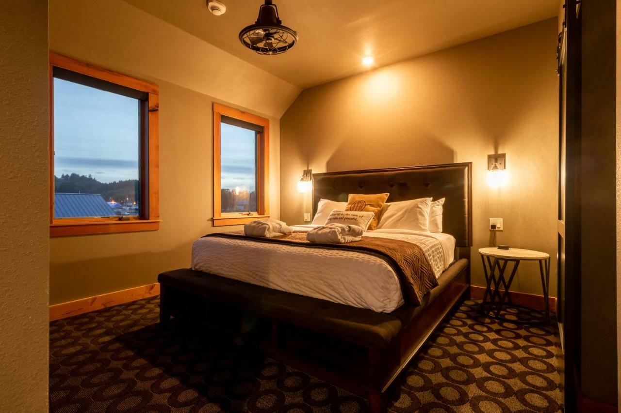 At The Helm Hotel Ilwaco Bilik gambar